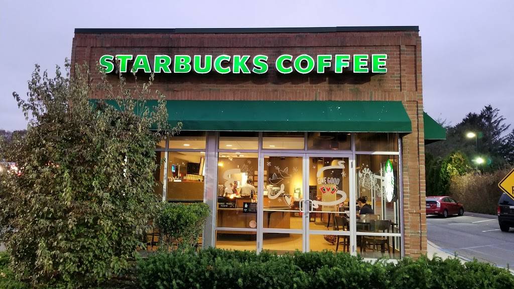 Starbucks | cafe | 506 Larkfield Rd, East Northport, NY 11731, USA | 6312661879 OR +1 631-266-1879