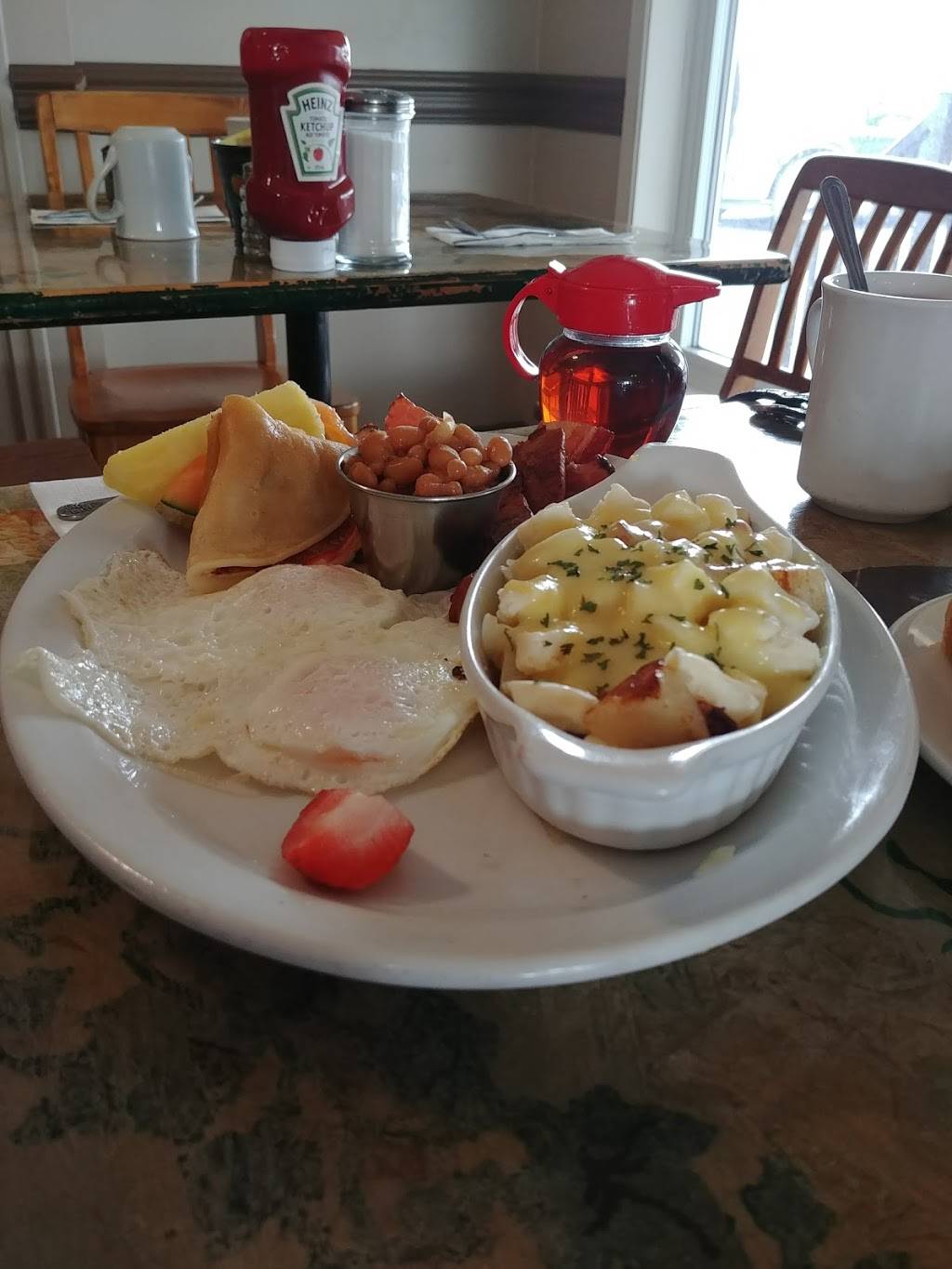 Restaurant le Tournesol 2009 | restaurant | 1720 Bd Maloney E, Gatineau, QC J8R 1B3, Canada | 8196631456 OR +1 819-663-1456