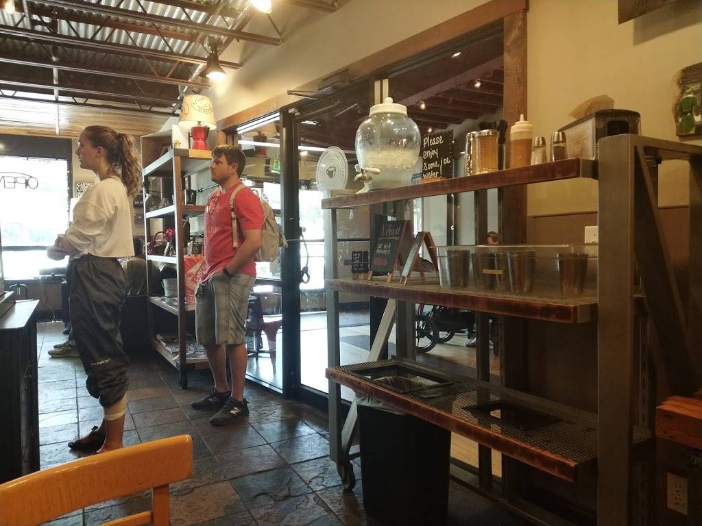 Hibbert-Davis Urban Brews | restaurant | 247 Broad St Suite 101, Kingsport, TN 37660, USA | 4232474382 OR +1 423-247-4382