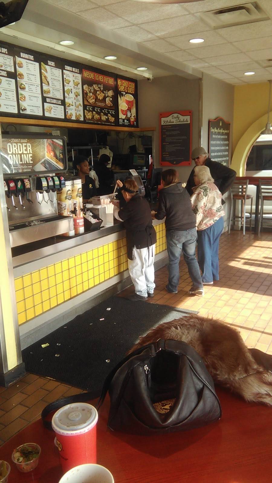 Taco Bueno | restaurant | 4421 NW 39th Expy, Oklahoma City, OK 73112, USA | 4059474789 OR +1 405-947-4789