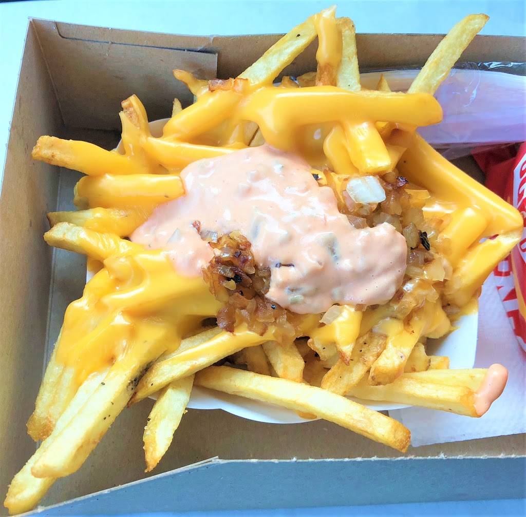 In-N-Out Burger | restaurant | 2910 Damon Ave, San Diego, CA 92109, USA | 8007861000 OR +1 800-786-1000