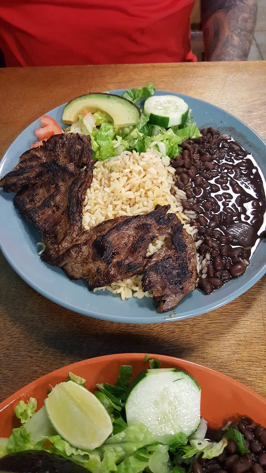 Guanachapis Restaurant | restaurant | 273 Moody St, Waltham, MA 02453, USA | 7817888590 OR +1 781-788-8590