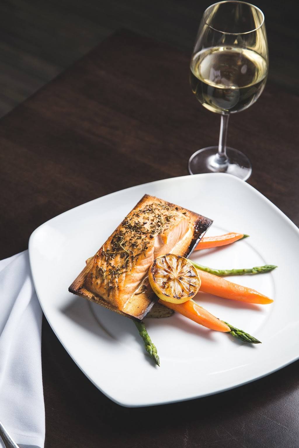 Harvest Seasonal Grill & Wine Bar – Lancaster | restaurant | 1573 Fruitville Pike, Lancaster, PA 17601, USA | 7177405282 OR +1 717-740-5282