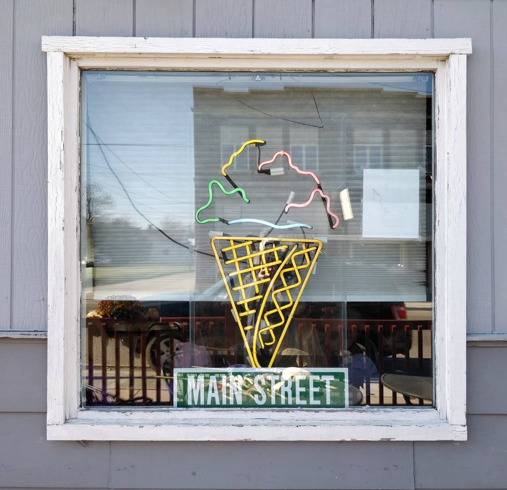 Main Street Station | restaurant | 105 N Main St, New Knoxville, OH 45871, USA | 4197532909 OR +1 419-753-2909