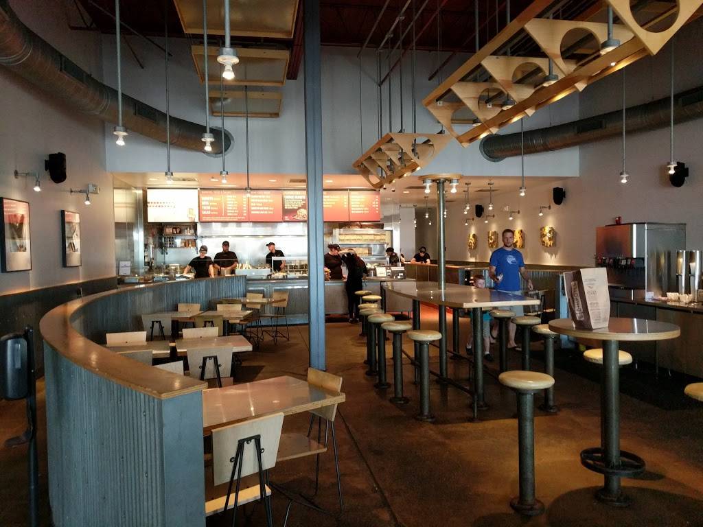 Chipotle Mexican Grill | restaurant | 790 Arlington Ridge Unit 209, Akron, OH 44312, USA | 3306444069 OR +1 330-644-4069