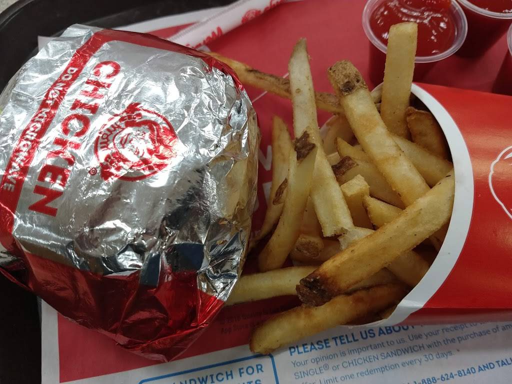 Wendys | restaurant | 2449 Genesis Rd, Crossville, TN 38571, USA | 9317871904 OR +1 931-787-1904