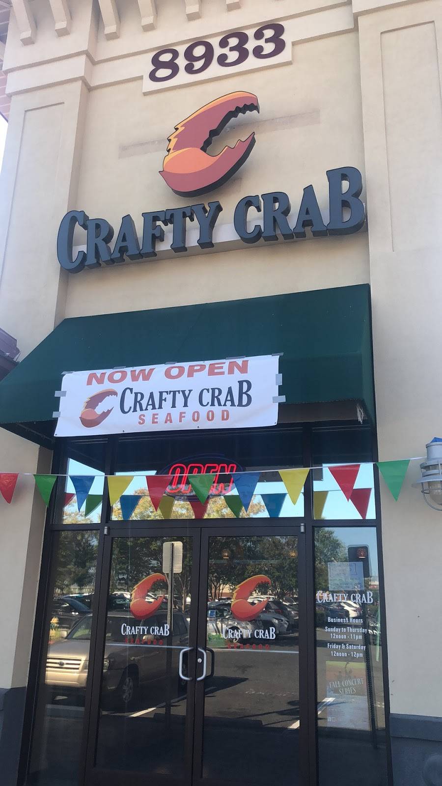 Crafty Crab | restaurant | 8933 J M Keynes Dr #1, Charlotte, NC 28262, USA | 9809995111 OR +1 980-999-5111