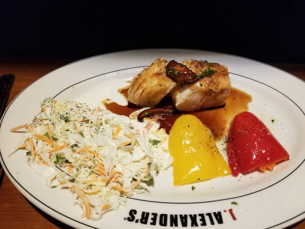 J. Alexanders Restaurant | restaurant | 256 Mall Blvd, King of Prussia, PA 19406, USA | 4843222000 OR +1 484-322-2000