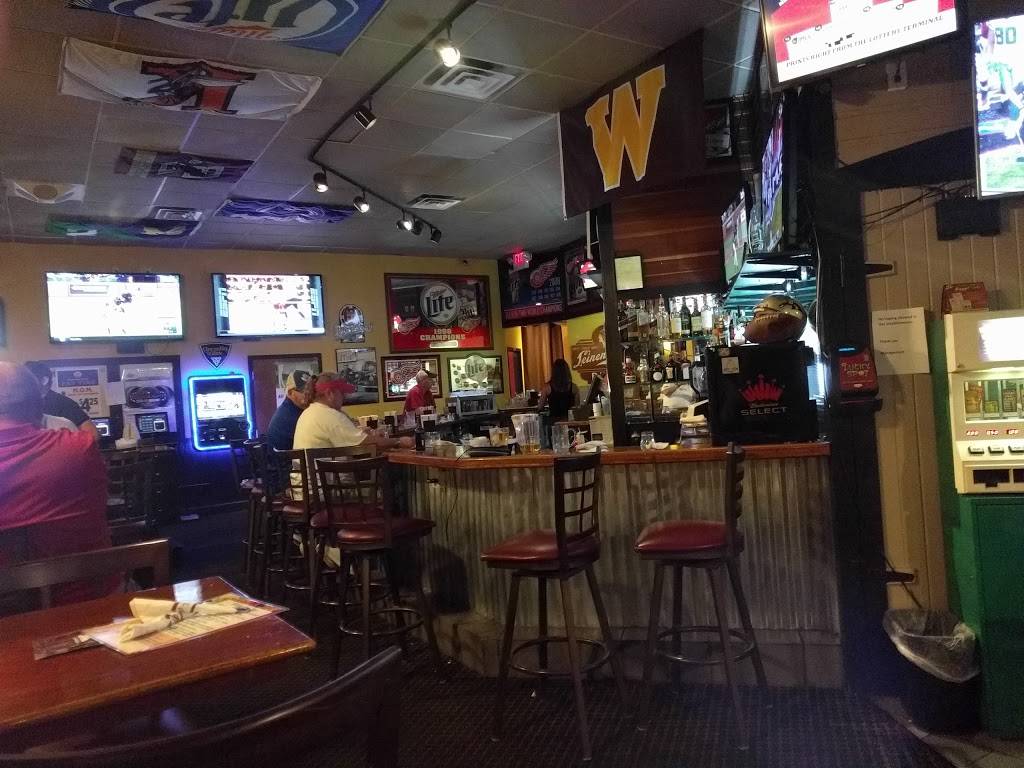 Fletchers Pub Oakland Drive | restaurant | 3013 Oakland Drive # C, Kalamazoo, MI 49008, USA | 2693425208 OR +1 269-342-5208