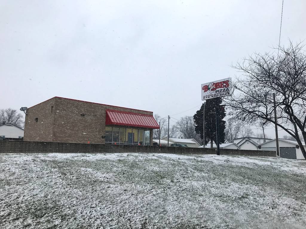 Bobes Pizza | restaurant | 620 W 9th St, Mt Carmel, IL 62863, USA | 6184502623 OR +1 618-450-2623