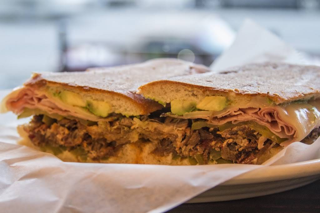 Barnyard Cheese Shop | meal takeaway | 168 Avenue B, New York, NY 10009, USA | 2126742276 OR +1 212-674-2276