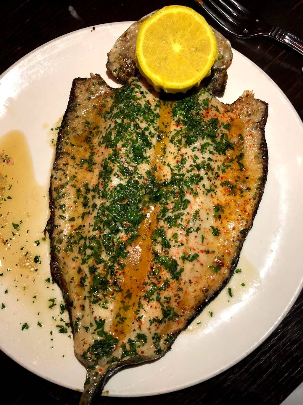 Dylans Oyster Cellar | restaurant | 3601 Chestnut Ave, Baltimore, MD 21211, USA | 4437596595 OR +1 443-759-6595