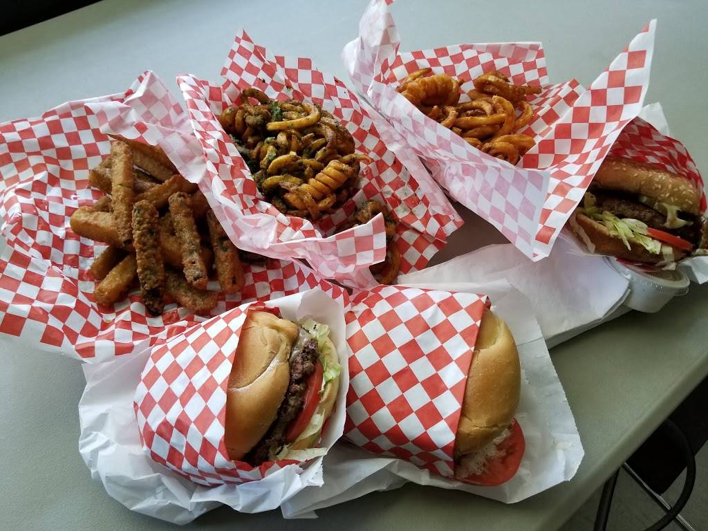 Big A Rootbeer Drive In | restaurant | 810 E Main St, Grass Valley, CA 95945, USA | 5302733243 OR +1 530-273-3243