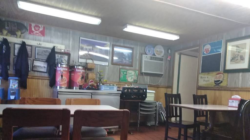 Corner Restaurants LLC | restaurant | 308 S 3rd Ave, Middleport, OH 45760, USA | 7409924466 OR +1 740-992-4466