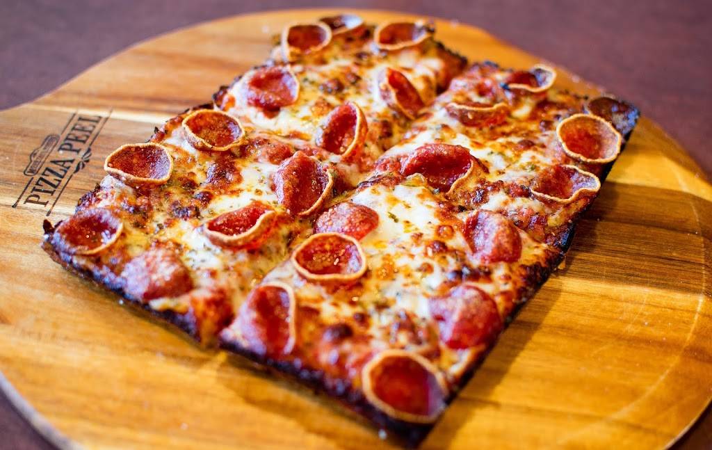 Carmonis Pizza | meal delivery | 42787 Woodward Ave, Bloomfield Twp, MI 48304, USA | 2482203333 OR +1 248-220-3333