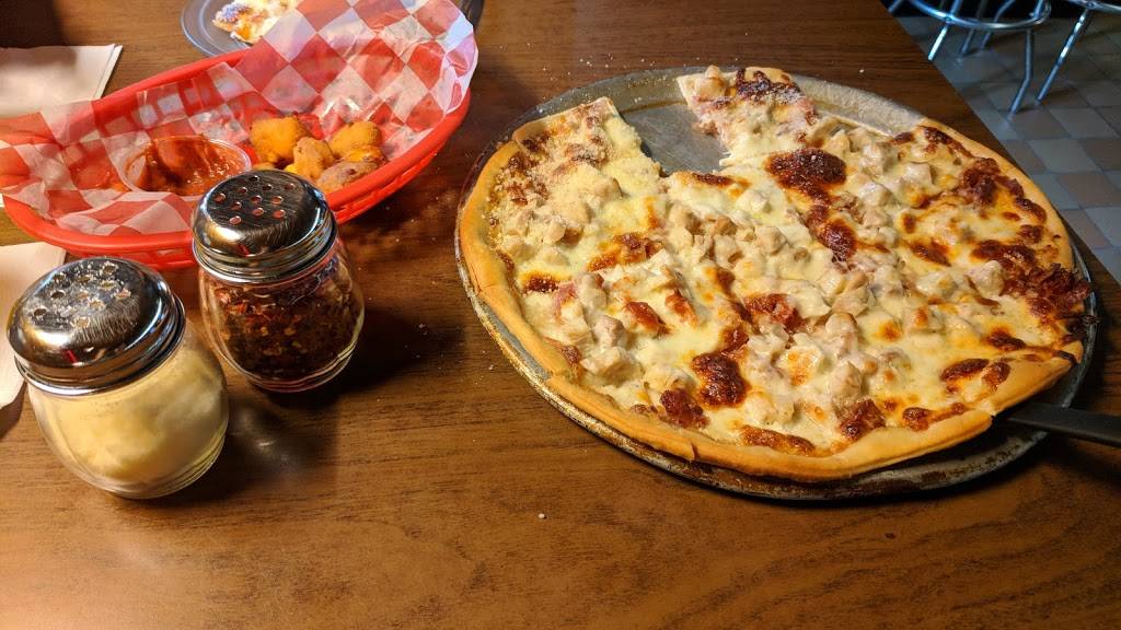 Kozys Pizza | meal takeaway | N 6897, County Rd G, Mauston, WI 53948, USA | 6088475111 OR +1 608-847-5111