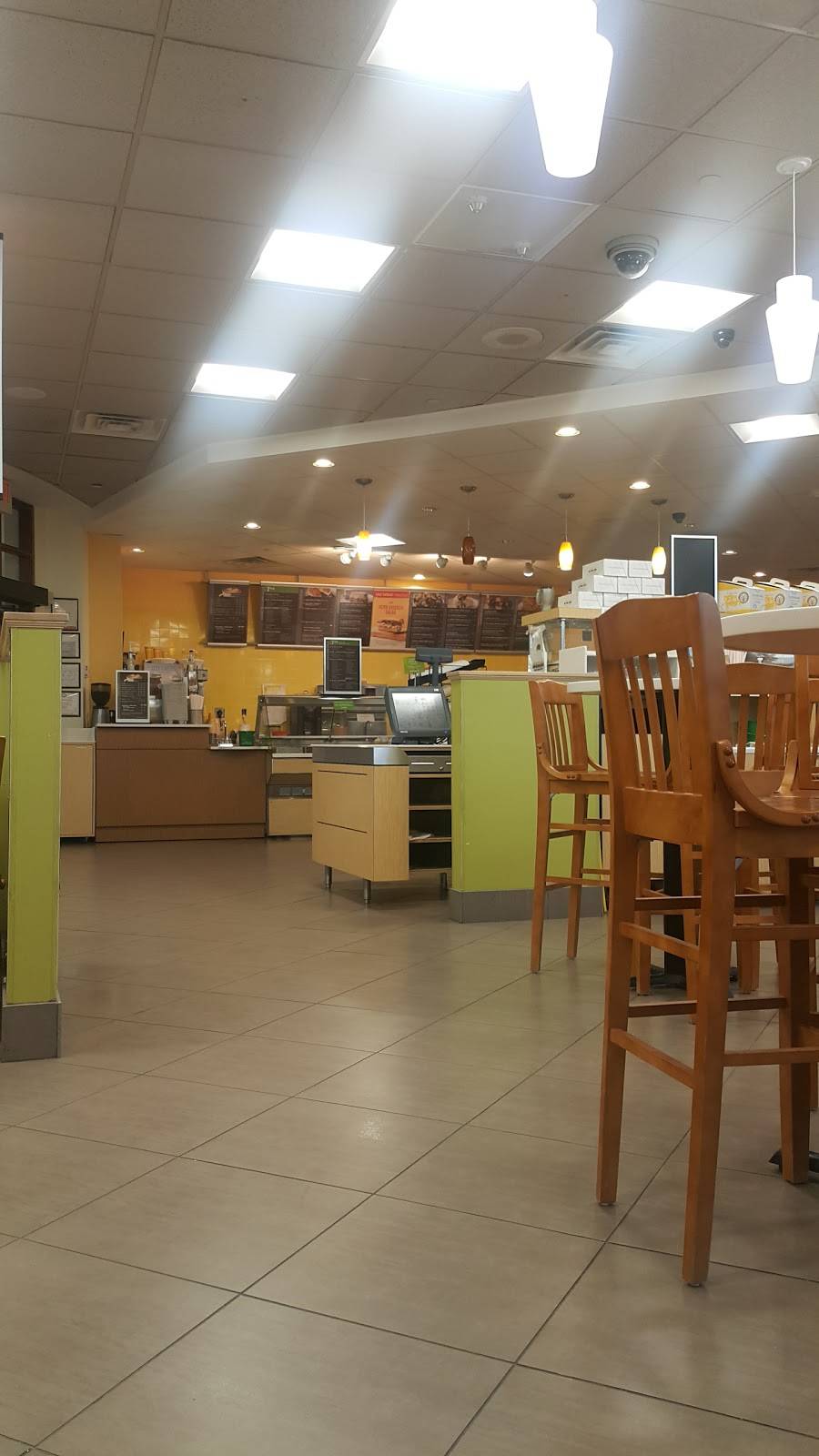 Au Bon Pain | restaurant | 65 James St, Edison, NJ 08820, USA | 7327445580 OR +1 732-744-5580