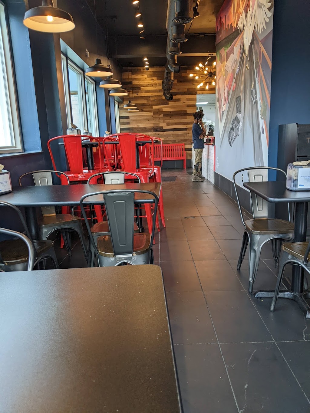 Little Lous Hot Chicken | restaurant | 2626 Coolidge Hwy, Berkley, MI 48072, USA | 2486773300 OR +1 248-677-3300