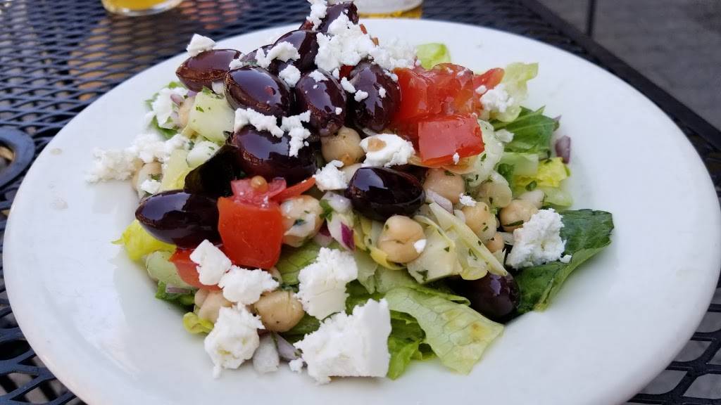 Rubicon Pizza | restaurant | 6001 Northstar Dr, Truckee, CA 96161, USA | 5305622199 OR +1 530-562-2199