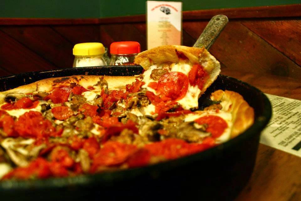 The Italian Pie Shoppe | restaurant | 1438 Yankee Doodle Rd, Eagan, MN 55121, USA | 6514524525 OR +1 651-452-4525