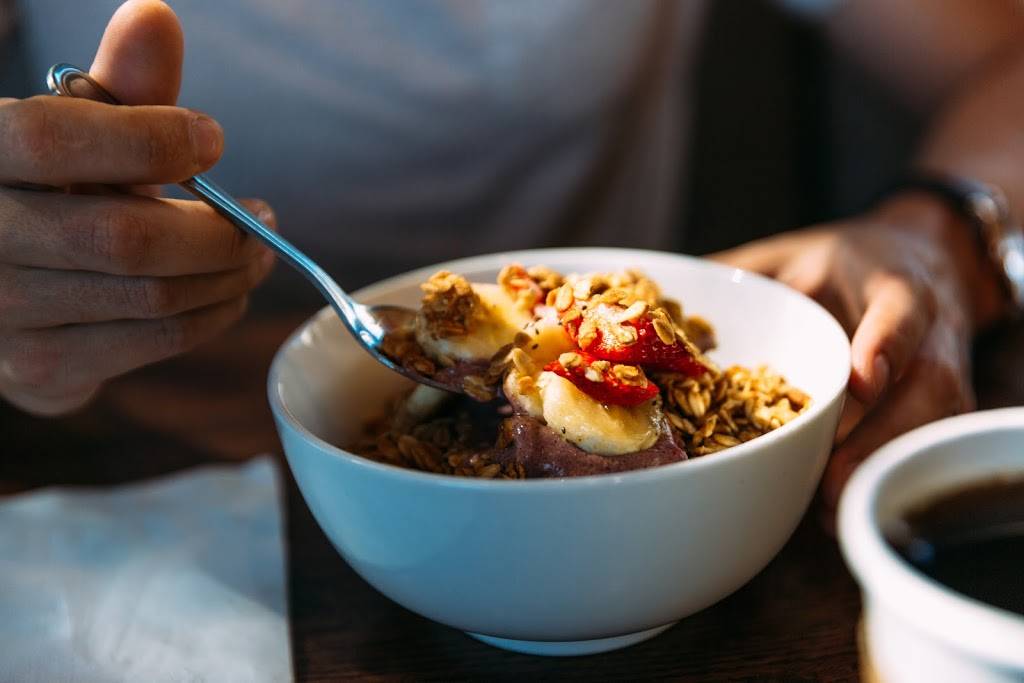 Unleavened Fresh Kitchen | restaurant | 8031 Walnut Hill Ln ste 1150, Dallas, TX 75231, USA | 2143604762 OR +1 214-360-4762