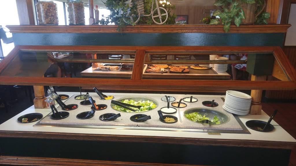 Pizza Hut | meal delivery | 4925 L St, Omaha, NE 68117, USA | 4027316131 OR +1 402-731-6131