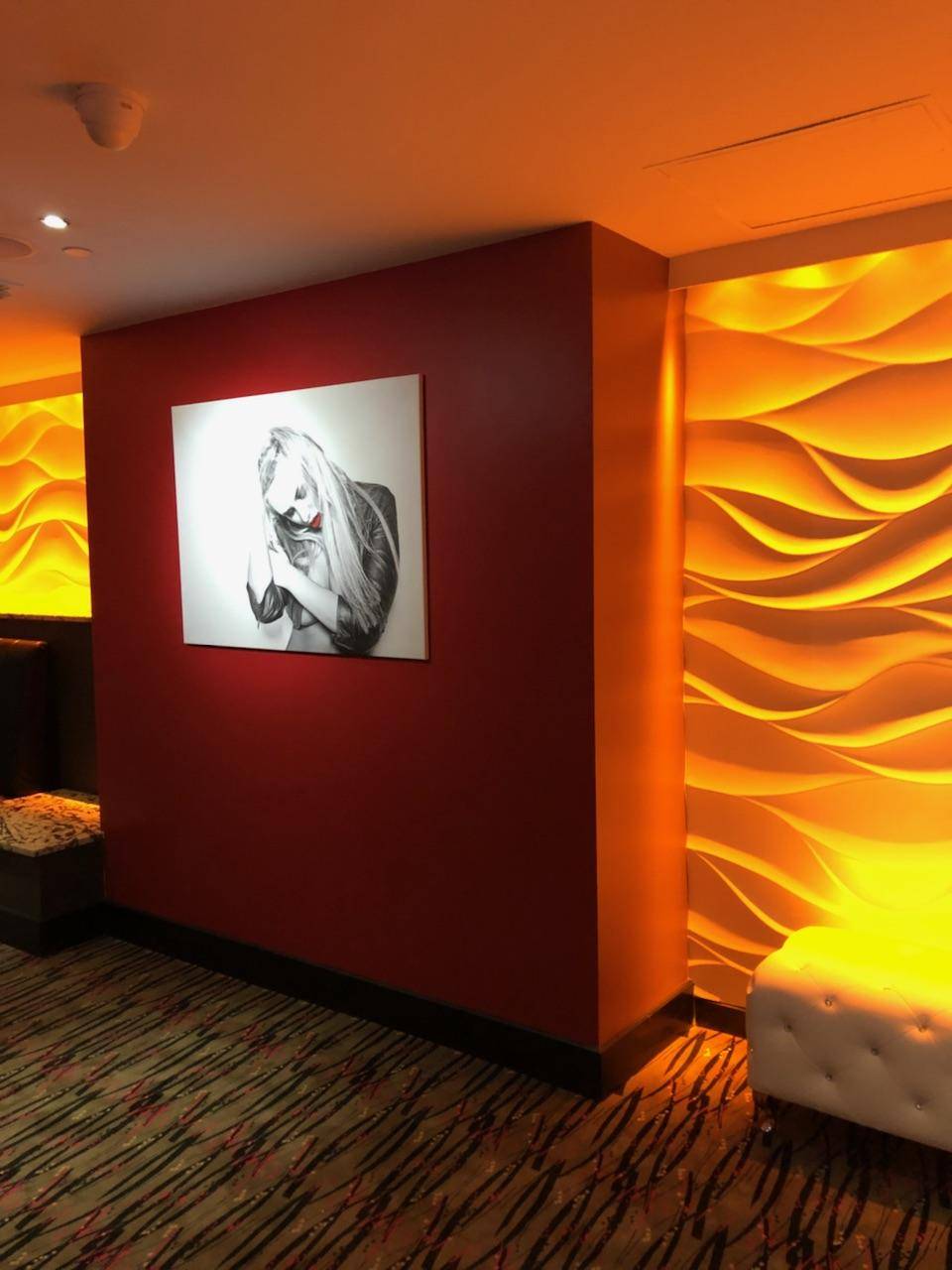 Christies Cabaret Phoenix | night club | 44 N 32nd St, Phoenix, AZ 85034, USA | 6022753095 OR +1 602-275-3095