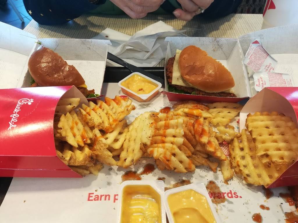 Chick-fil-A | restaurant | 391 Spectrum Loop, Colorado Springs, CO 80921, USA | 7194879790 OR +1 719-487-9790