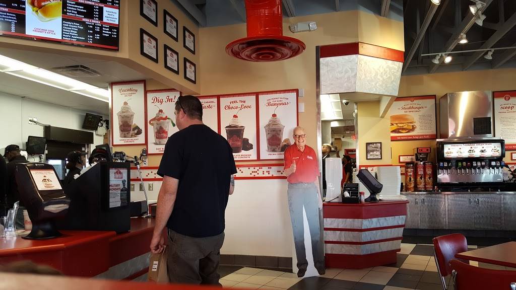 Freddys Frozen Custard & Steakburgers | restaurant | 457 Killian Rd, Columbia, SC 29203, USA | 8036618170 OR +1 803-661-8170