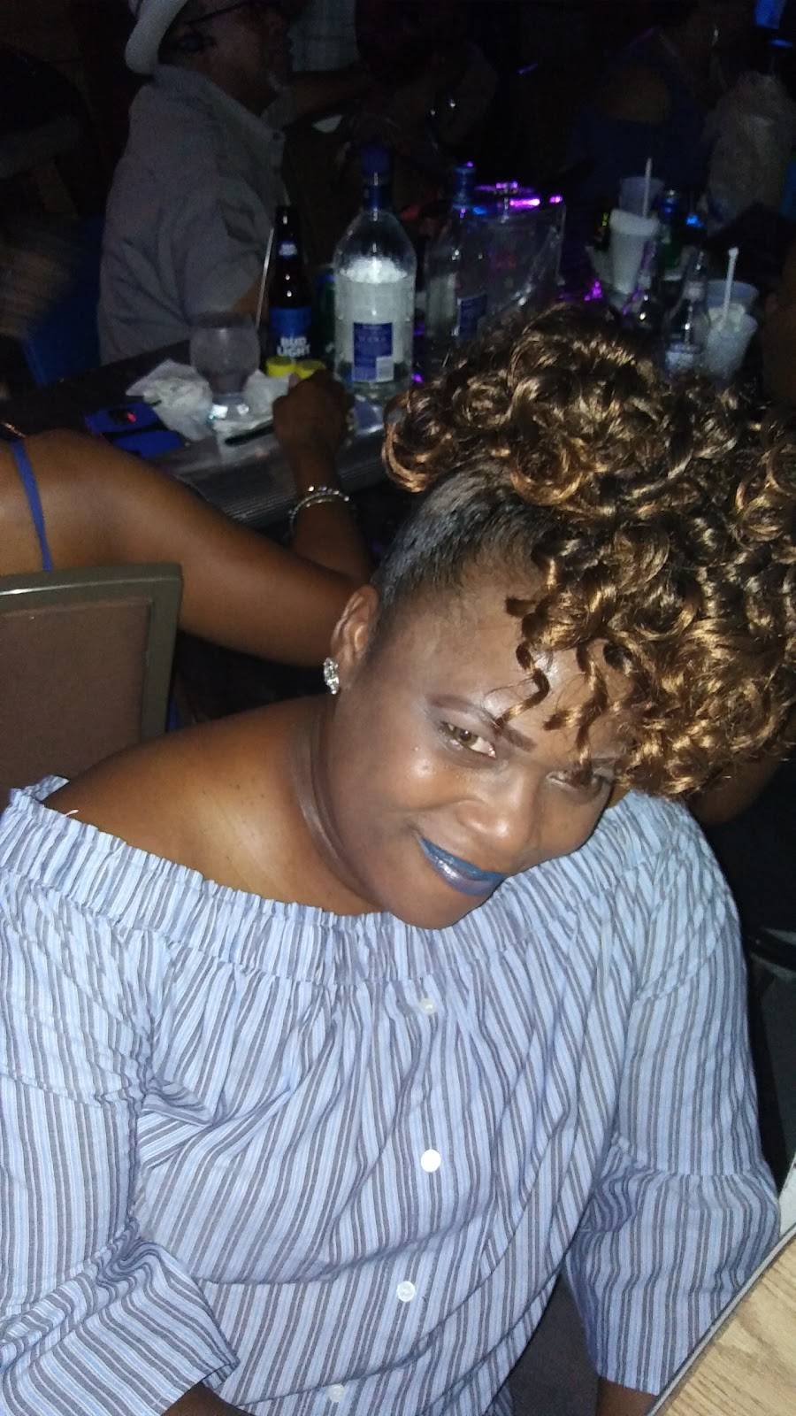 Playmates Diner/Event center | night club | 5004 Hohen Ave, Dallas, TX 75215, USA | 9033057468 OR +1 903-305-7468