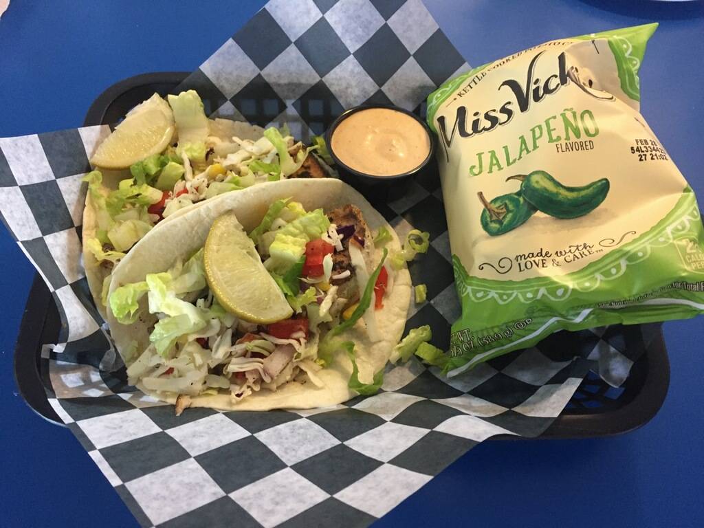 Blue Marlin Seafood Market | restaurant | 2223 Bedford Ave, Lynchburg, VA 24503, USA | 4348461600 OR +1 434-846-1600