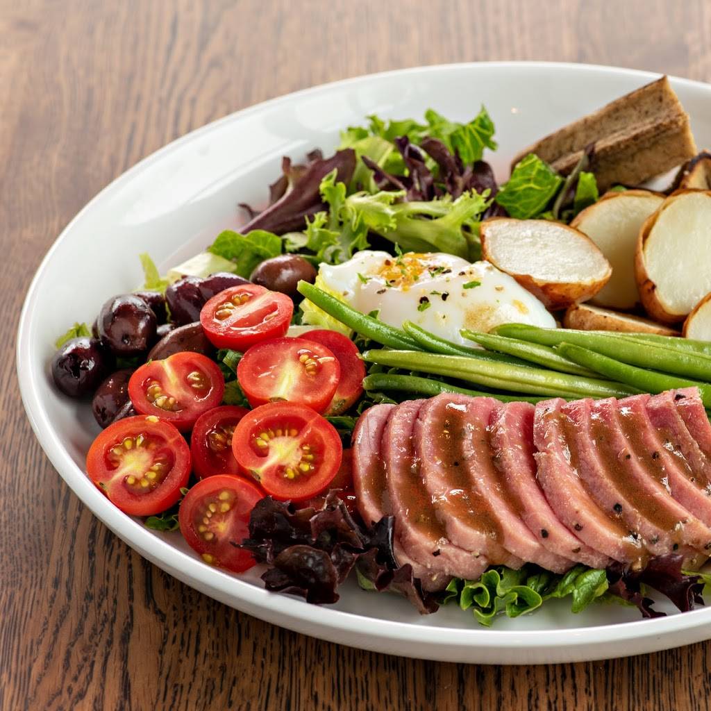 Alter Brewing + Kitchen | restaurant | 12 S 1st St, St. Charles, IL 60174, USA | 3319015949 OR +1 331-901-5949