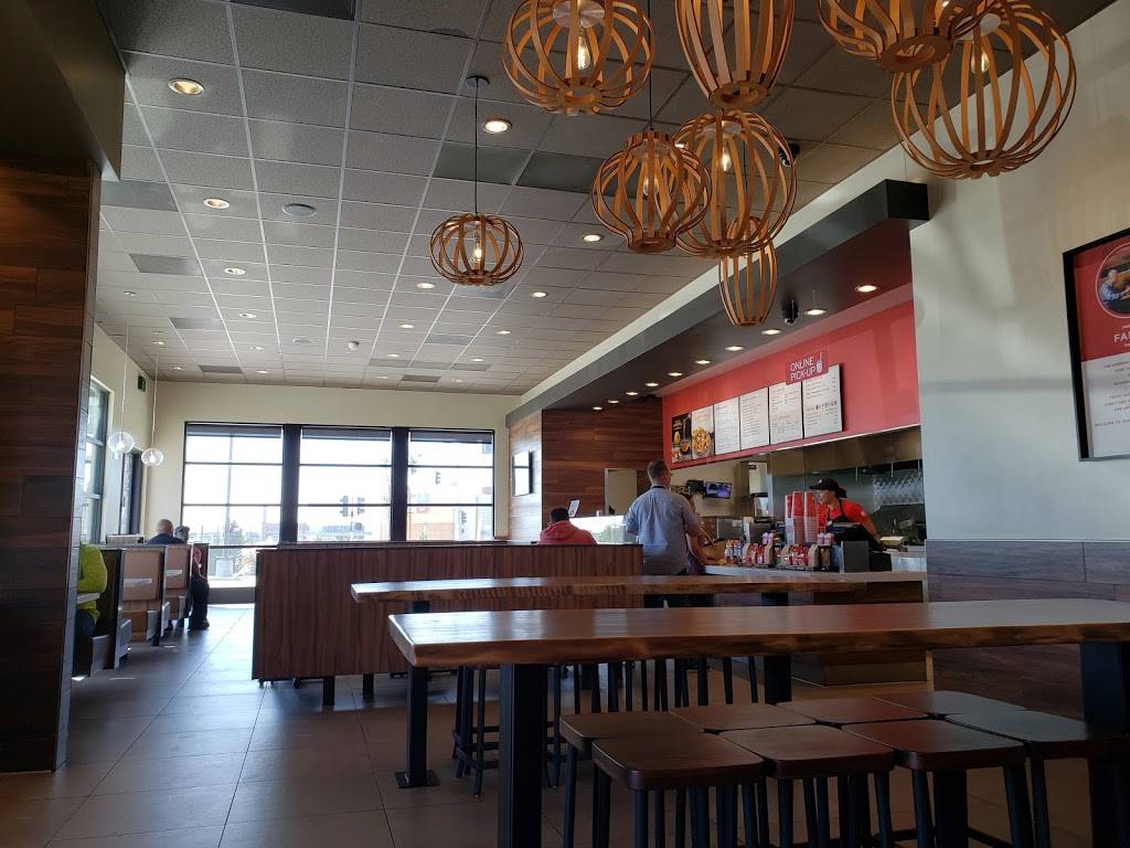 Panda Express | restaurant | 1170 W Renaissance Pkwy, Rialto, CA 92376, USA | 9093491001 OR +1 909-349-1001