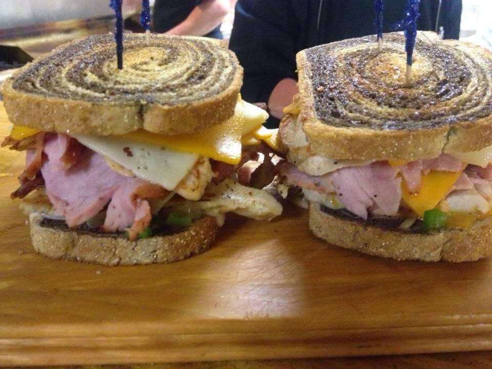 Flynnies Diner | restaurant | 607 Depot Ave, Dixon, IL 61021, USA | 8159738129 OR +1 815-973-8129