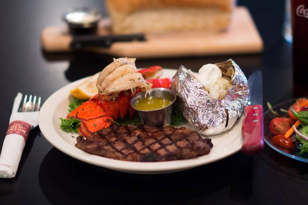 The Red Onion | restaurant | 166 W Lane St, Equality, IL 62934, USA | 6182764862 OR +1 618-276-4862