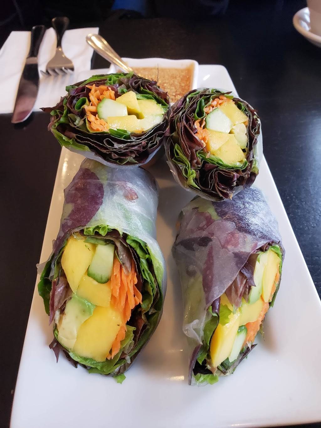 Mai Thai Cuisine of Cranston | restaurant | 1401 Park Ave, Cranston, RI 02920, USA | 4013830089 OR +1 401-383-0089