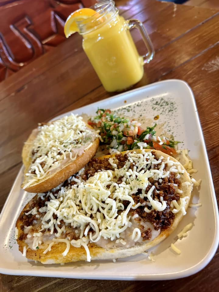 Villa Del Sol | restaurant | 2227 N Arkansas Ave, Wichita, KS 67204, USA | 3162953648 OR +1 316-295-3648