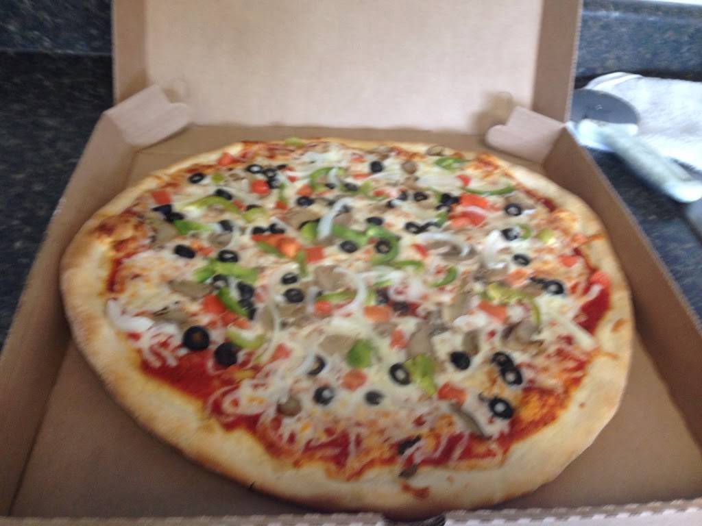 Soprano Italian Restaurant | restaurant | 12588 Warwick Blvd, Newport News, VA 23606, USA | 7579302359 OR +1 757-930-2359