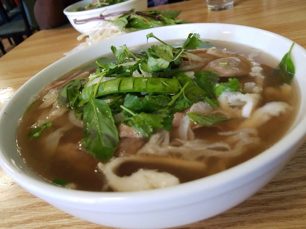 Phở Bình Minh Restaurant | restaurant | 1139 East March Lane # D # D, Stockton, CA 95210, USA | 2094771530 OR +1 209-477-1530