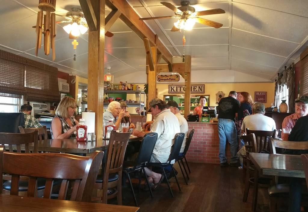 Pineapple Sams | restaurant | 18801-18999 SE 13th Ln, Silver Springs, FL 34488, USA | 3522894851 OR +1 352-289-4851