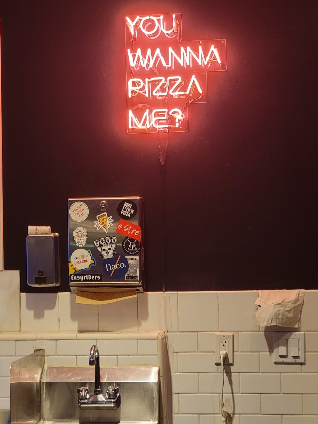 BEST FCKN PIZZA HOLLYWOOD | restaurant | 5907 Hollywood Blvd, Los Angeles, CA 90028, USA | 3236457388 OR +1 323-645-7388