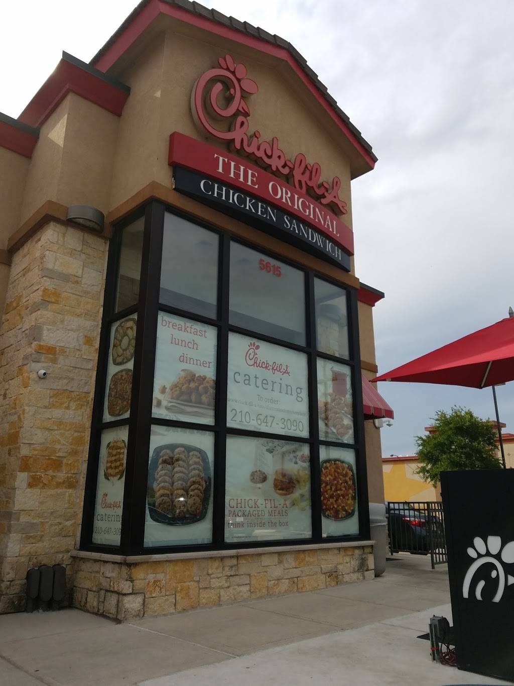 Chick-fil-A | restaurant | 5615 W Loop 1604 N, San Antonio, TX 78253, USA | 2106473090 OR +1 210-647-3090