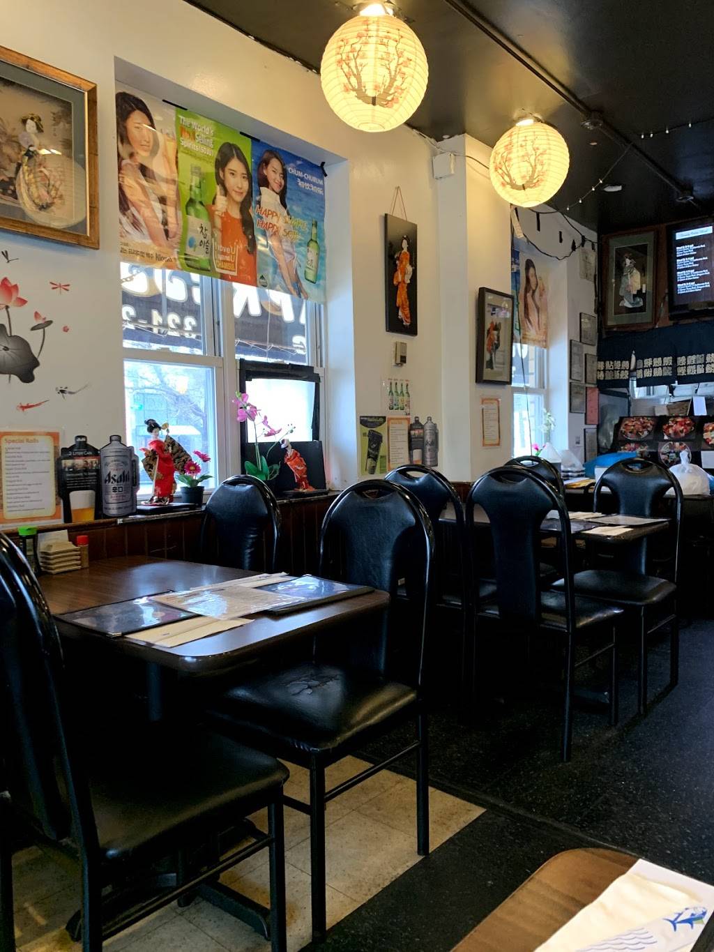 Sushi Family Express | restaurant | 3548 Union St, Flushing, NY 11354, USA | 7183212231 OR +1 718-321-2231