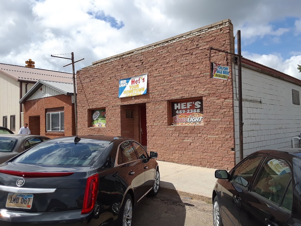 Hefs Bar and Grill | restaurant | 405 4th St, Chester, SD 57016, USA | 6054892388 OR +1 605-489-2388