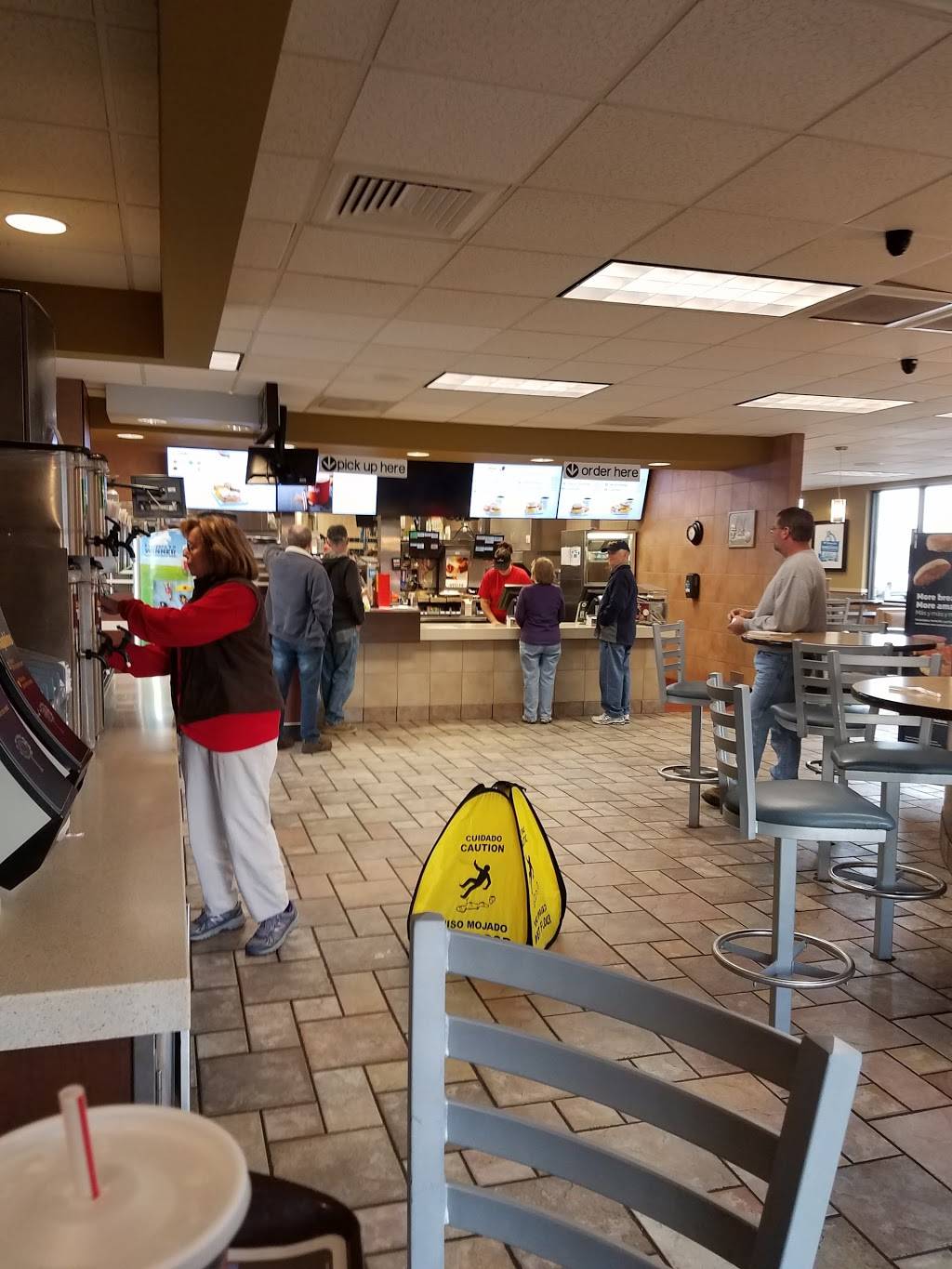 McDonalds | cafe | 789 S 30th St, Heath, OH 43056, USA | 7405224099 OR +1 740-522-4099