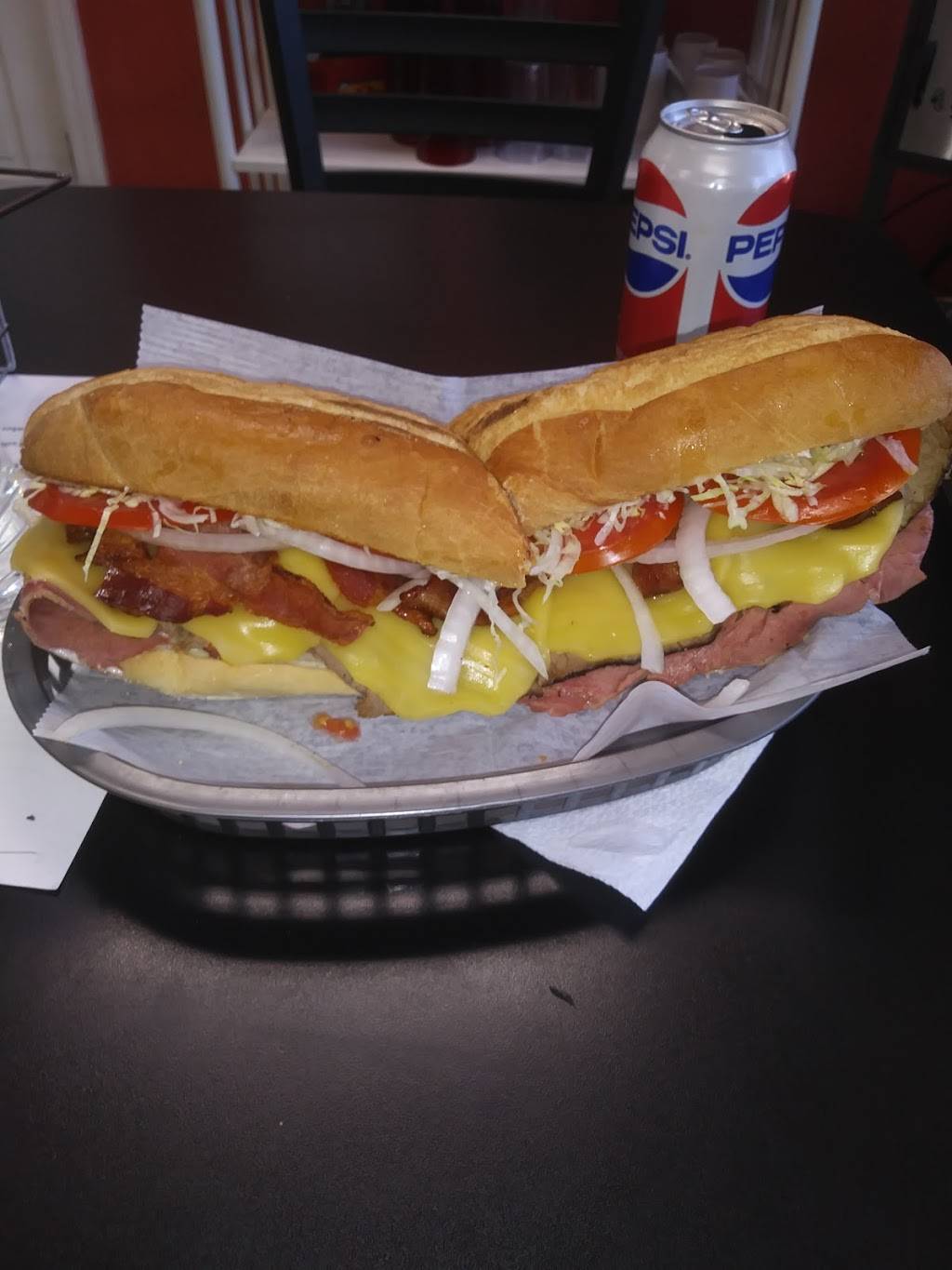 Central Deli | restaurant | 1218 Central Ave, Middletown, OH 45044, USA | 5132177440 OR +1 513-217-7440