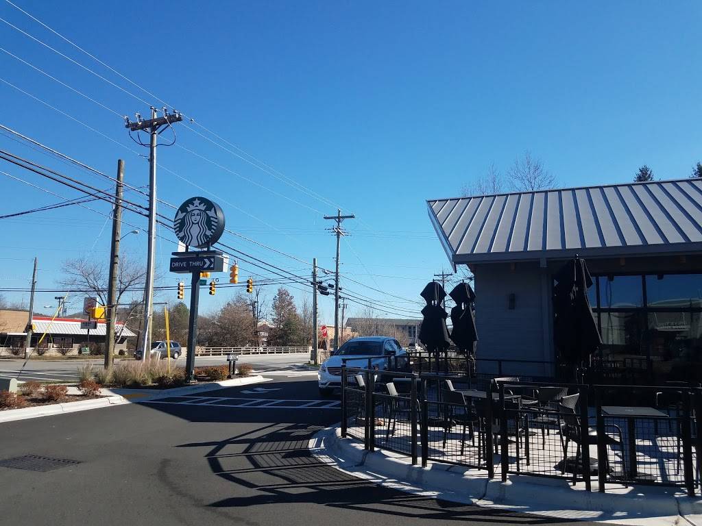 Starbucks | cafe | 1700 Blowing Rock Rd, Boone, NC 28607, USA | 8284067782 OR +1 828-406-7782