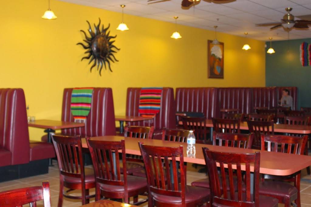 El Zarape Mexican Restaurant | restaurant | 4270 E Florida Ave, Hemet, CA 92544, USA | 9512603674 OR +1 951-260-3674