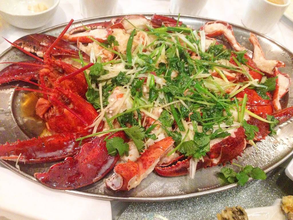 Furama Restaurant | restaurant | 4936 N Broadway, Chicago, IL 60640, USA | 7732711161 OR +1 773-271-1161