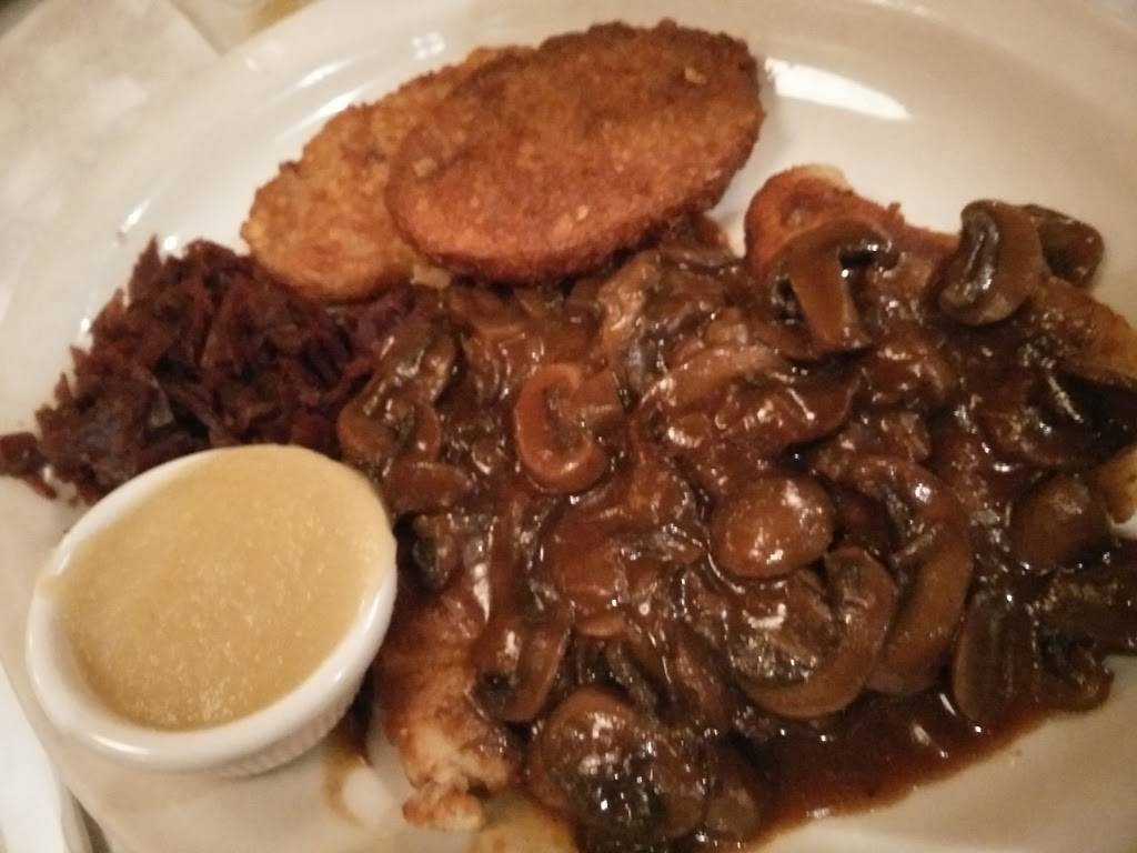 The St James | restaurant | 190 2nd St, Mineola, NY 11501, USA | 5167423040 OR +1 516-742-3040